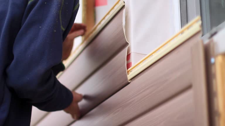 Best Furniture Removal  in Aberdeen, MS